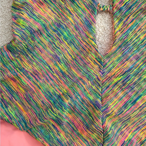 NWT Isabella Rose Prismatic Swim - Picture 3 of 9
